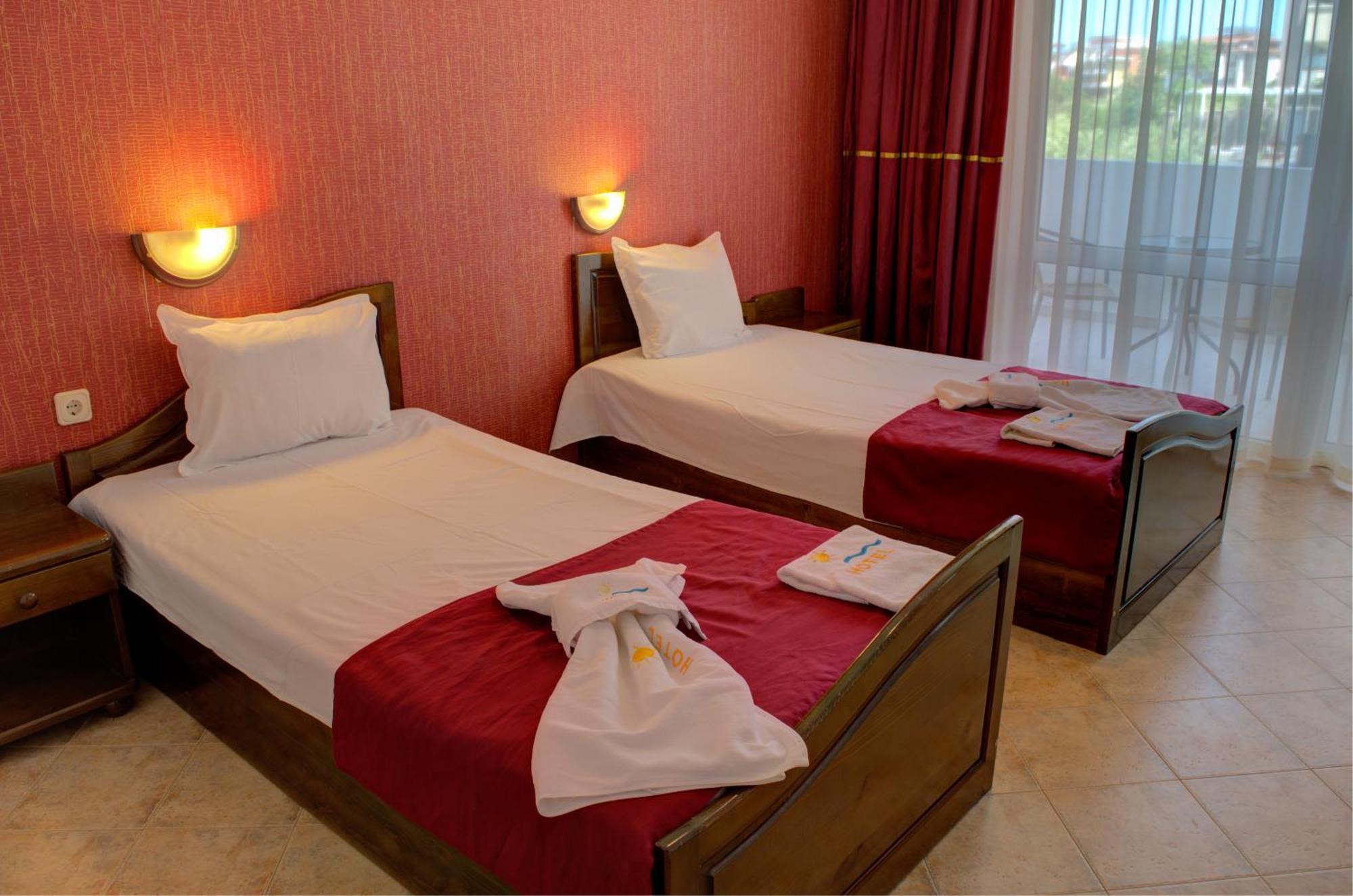 Hotel Feniks Lozenec Kültér fotó
